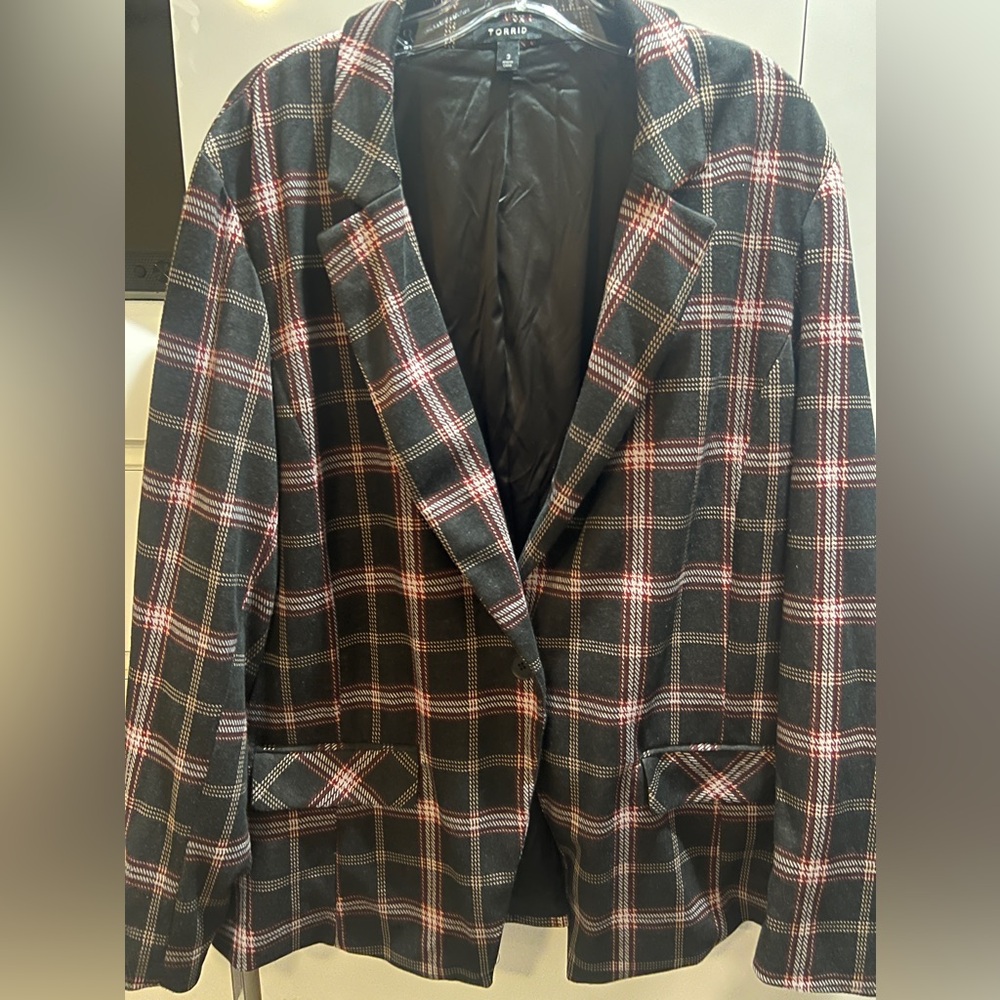 Torrid Blazer. Size 3